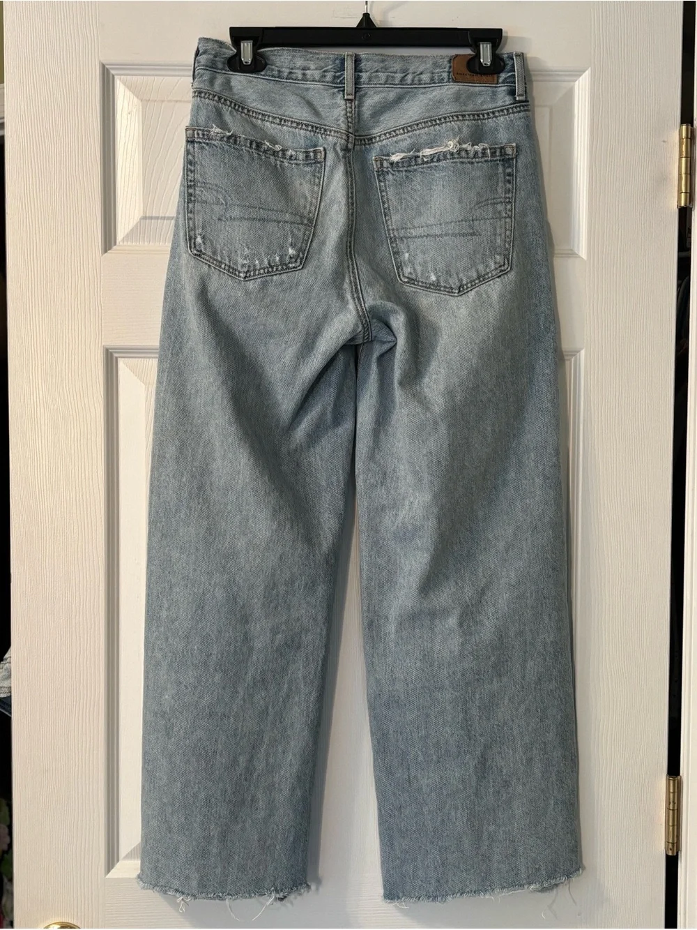 American Eagle Distressed Skater Jeans Size 4Short